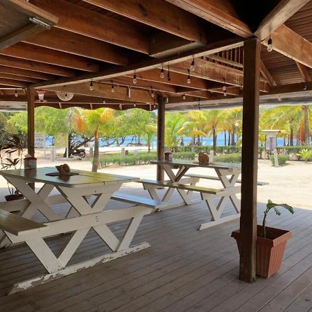 Sea Eye Hotel - Laguna Building Utila Luaran gambar