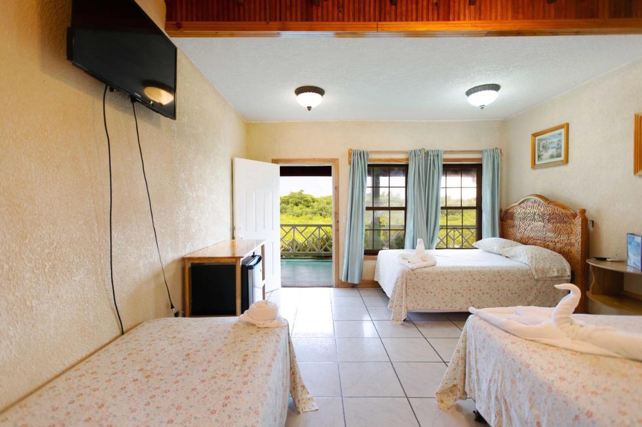 Sea Eye Hotel - Laguna Building Utila Luaran gambar